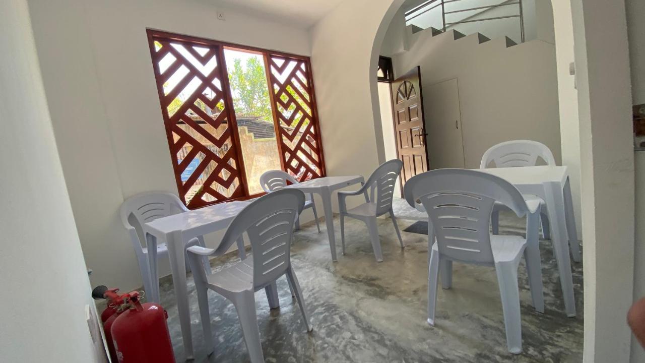 Bed and Breakfast Raalhu Dhangethi Exterior foto