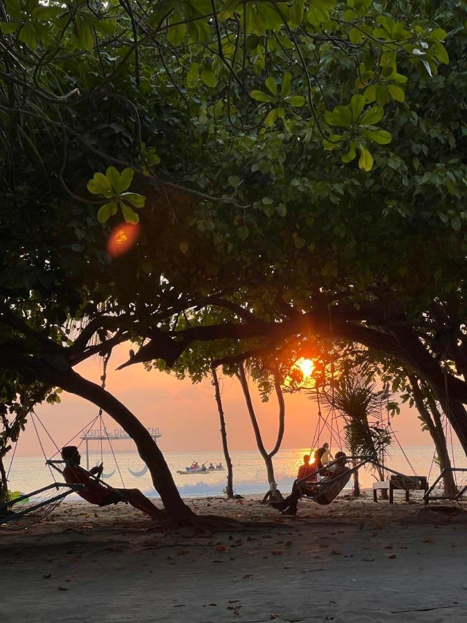 Bed and Breakfast Raalhu Dhangethi Exterior foto